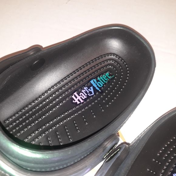 (New) Crocs Harry Potter Clogs (M11) (M12) - Picture 9 of 10